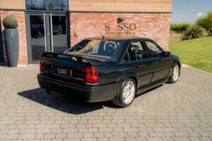 Image 65/75 of Lotus Carlton (1991)