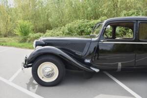 Image 32/57 de Citroën Traction Avant 15/6 (1950)