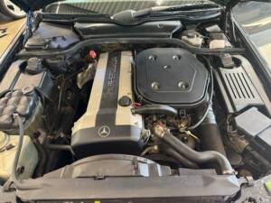 Imagen 29/36 de Mercedes-Benz 300 SL-24 (1992)