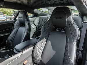Image 8/57 of Aston Martin Vanquish S (2018)