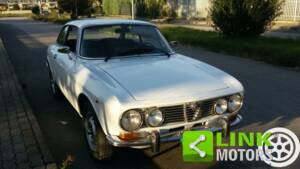 Bild 6/10 von Alfa Romeo 2000 GT Veloce (1972)
