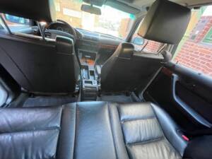 Bild 82/82 von BMW 525i (1993)