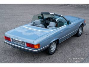 Imagen 11/28 de Mercedes-Benz 380 SL (1984)