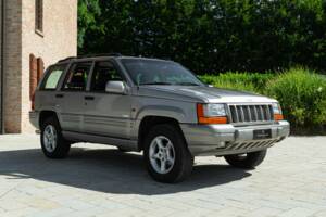 Bild 2/50 von Jeep Grand Cherokee 5.9 Limited (1998)