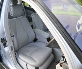 Image 37/50 de Mercedes-Benz S 500 L (2001)