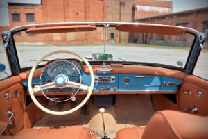 Image 41/58 de Mercedes-Benz 190 SL (1962)