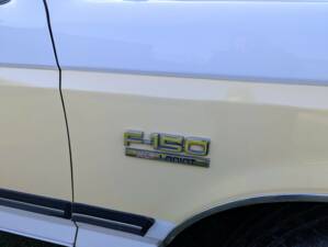 Image 43/65 of Ford F-150 (1991)