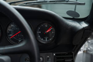Bild 26/53 von Porsche 911 Speedster 3.2 (1989)