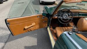 Bild 56/76 von Mercedes-Benz 280 SL (1971)
