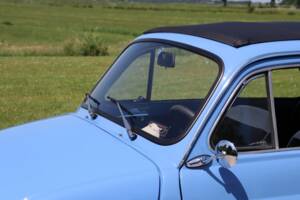 Image 26/50 of FIAT 500 F (1967)