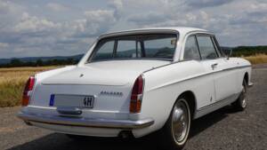 Image 8/36 de Peugeot 404 Coupé (1967)