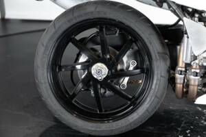 Bild 41/42 von Honda RVF 750 RC 45 (1994)