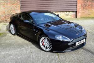 Afbeelding 14/50 van Aston Martin V8 Vantage (2009)