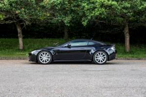 Image 6/30 de Aston Martin V8 Vantage (2007)