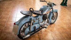 Image 4/16 de Puch 175 SV (1953)