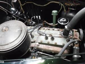 Image 29/50 of Packard 110 (1941)