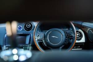 Bild 33/50 von Jaguar XJ 5.0 (2012)