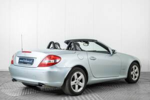 Immagine 2/50 di Mercedes-Benz SLK 200 Kompressor (2004)