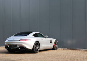 Image 38/56 of Mercedes-AMG GT-S (2017)