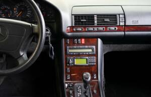 Bild 23/36 von Mercedes-Benz S 500 (1996)
