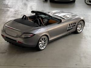 Afbeelding 23/39 van Mercedes-Benz SLR McLaren (2008)