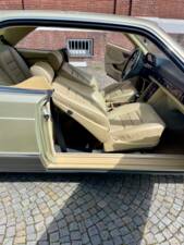 Bild 61/65 von Mercedes-Benz 380 SEC (1983)