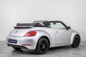 Immagine 2/50 di Volkswagen Beetle 1.2 TSI (2013)