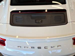Imagen 17/21 de Porsche 911 GT3 Touring (2018)