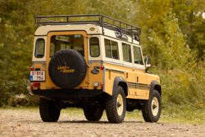 Image 5/42 of Land Rover 110 (1984)