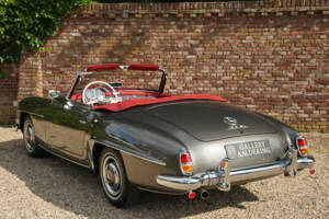 Image 31/50 of Mercedes-Benz 190 SL (1960)