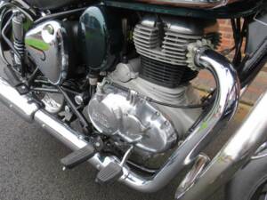 Image 18/41 of Royal Enfield Classic 350 (2025)