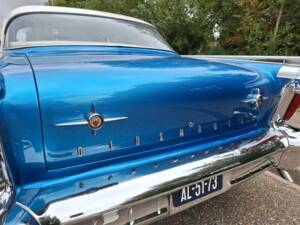 Image 8/34 of Oldsmobile Series 88 Holiday Hardtop (1958)