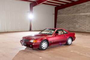 Image 2/43 of Mercedes-Benz 500 SL (1992)