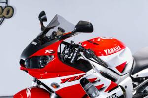 Bild 45/48 von Yamaha DUMMY (1999)