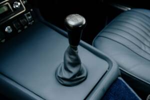 Image 12/16 de Aston Martin DBS V8 (1970)