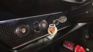 Image 22/79 of Porsche 912 (1969)