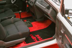 Imagen 46/47 de Peugeot 205 Rallye 1.3 (1989)