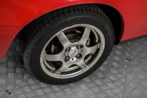 Immagine 34/50 di Mazda MX-5 1.6 (1990)