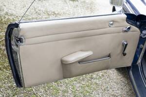 Image 30/44 de Mercedes-Benz 230 SL (1966)