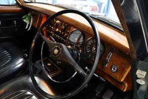 Immagine 22/36 di Jaguar 240 (1968)