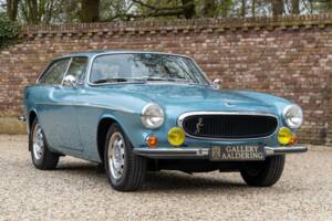 Image 48/50 of Volvo 1800 ES (1972)