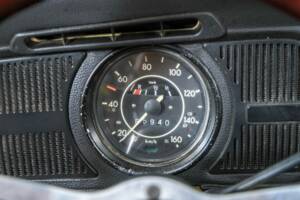 Immagine 19/50 di Volkswagen Käfer 1302 (1971)