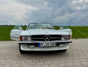 Image 2/18 of Mercedes-Benz 350 SL (1971)