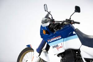 Image 18/45 of Aprilia Tuareg 350 Wind (1987)