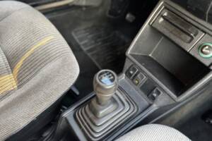 Image 35/57 of Volkswagen Passat 2.0 (1987)