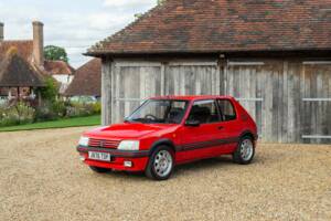 Immagine 21/50 di Peugeot 205 GTi 1.9 (1991)