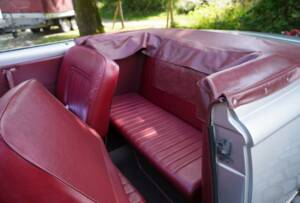 Bild 8/17 von Peugeot 403 Cabriolet (1957)
