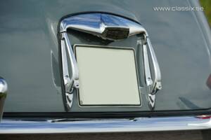 Image 20/25 of Jaguar Mk VIII (1958)