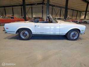 Bild 6/12 von Mercedes-Benz 280 SL (1969)