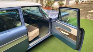 Bild 48/79 von Plymouth Sport Suburban (1958)